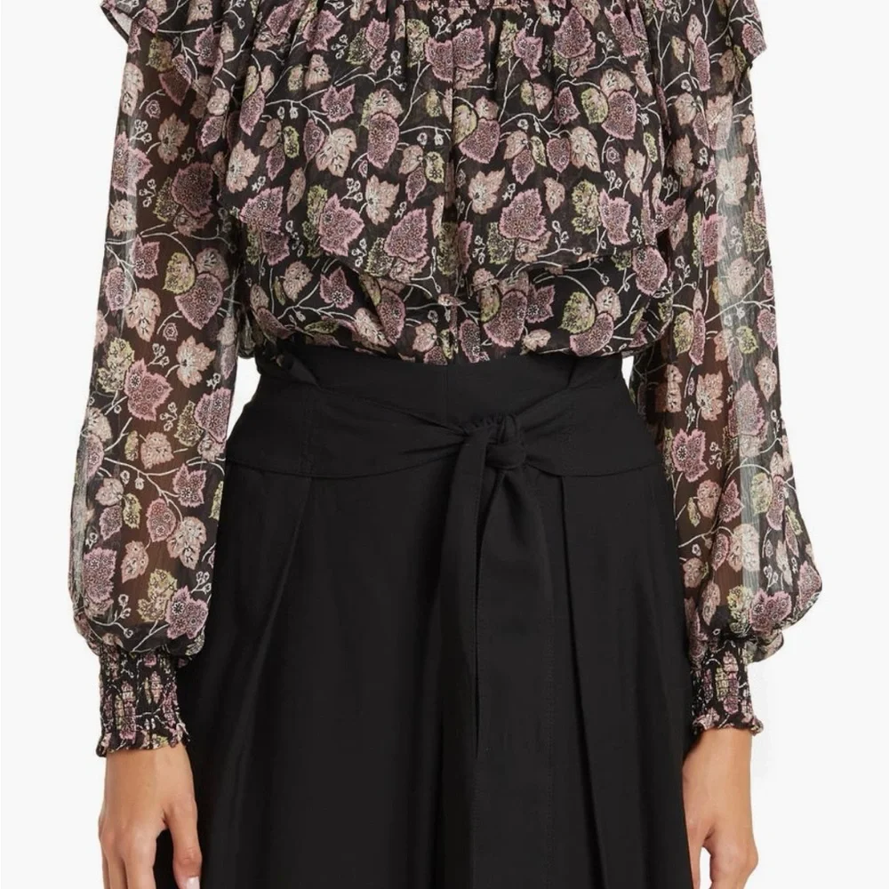 NWOT Cinq à Sept Drew Leaf Print Smocked Top - Picture 6 of 8